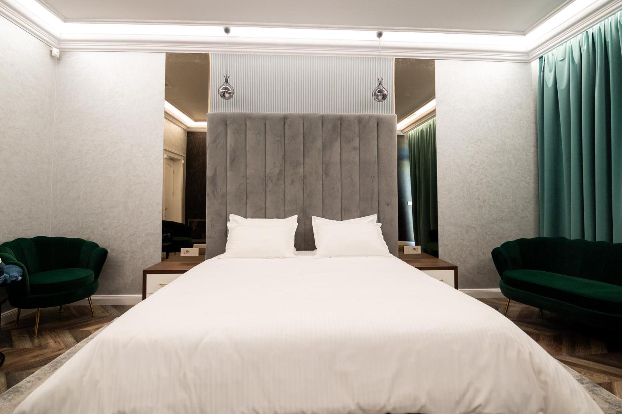 The Penthouse Otel Vaslui Dış mekan fotoğraf