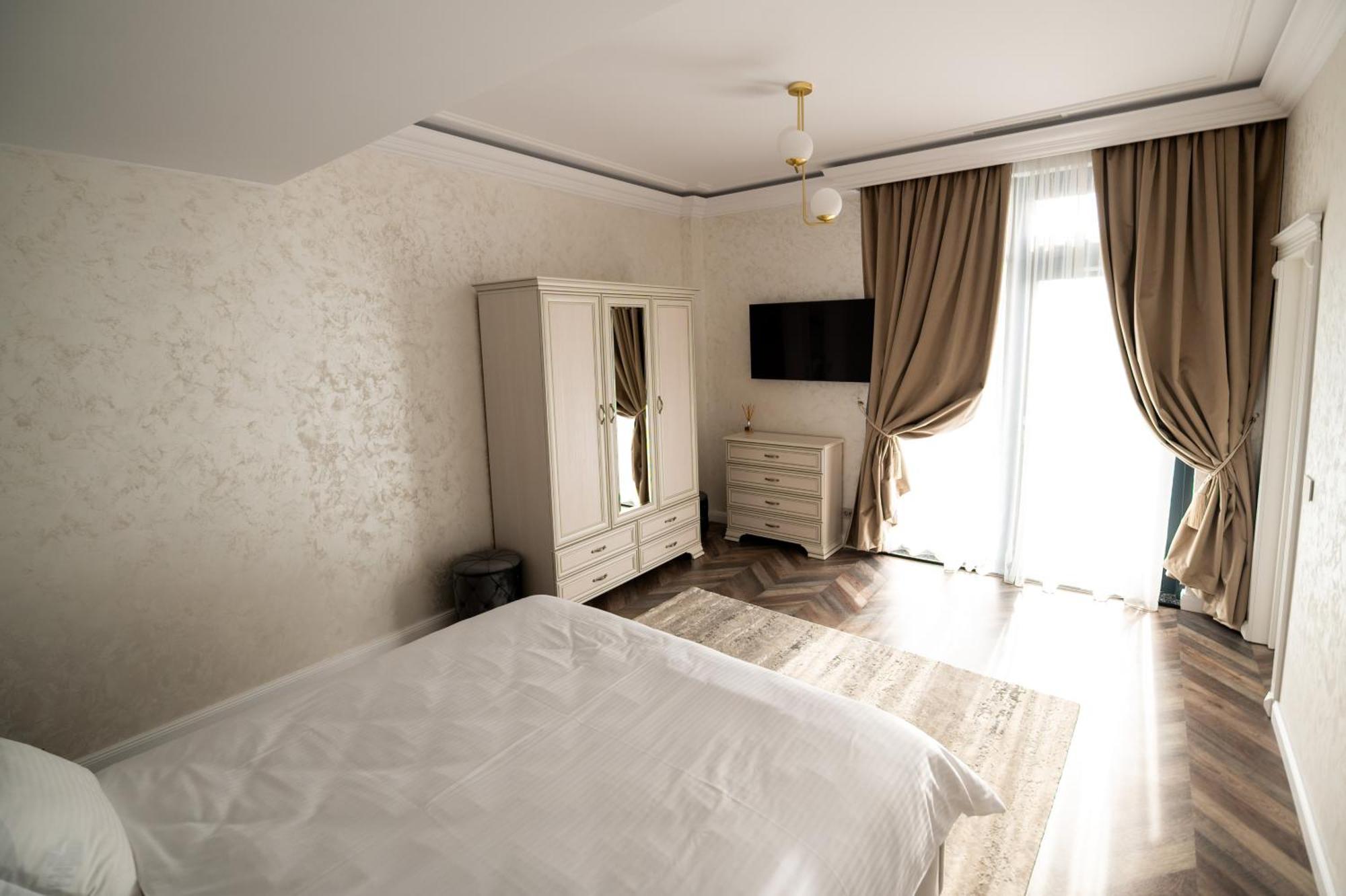 The Penthouse Otel Vaslui Dış mekan fotoğraf