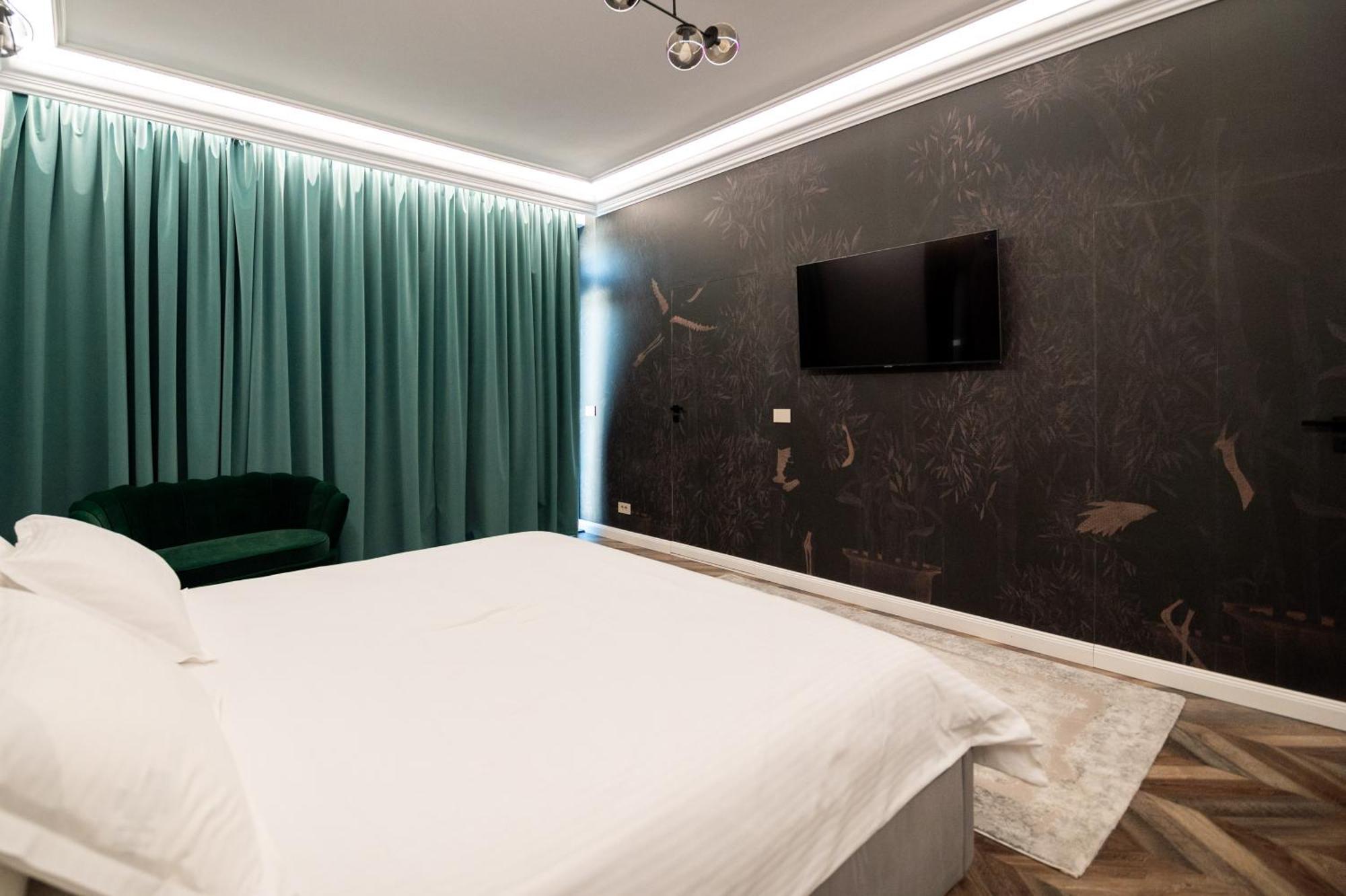 The Penthouse Otel Vaslui Dış mekan fotoğraf